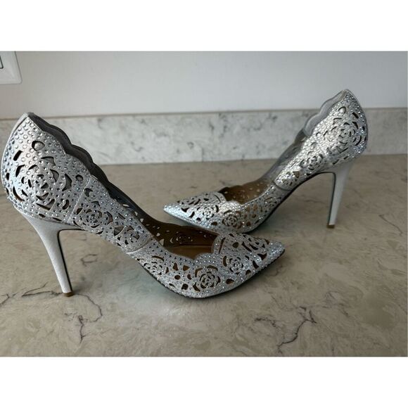Blue by Betsey Johnson Elsa Evening Pumps Silver Bridal Bling Sz 9 - Picture 3 of 12